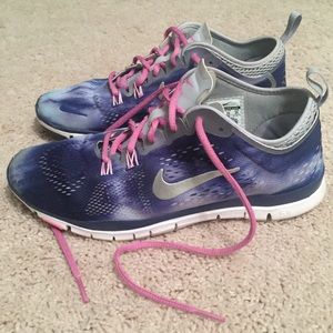 Nike Free Training Connect 2 - Women's Size 8